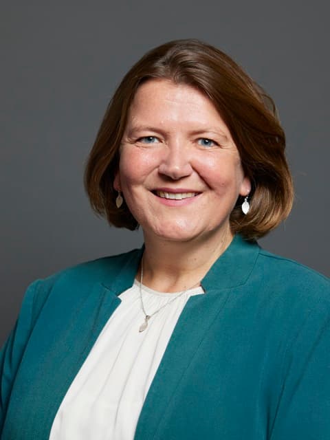 Ellie Chowns — portrait